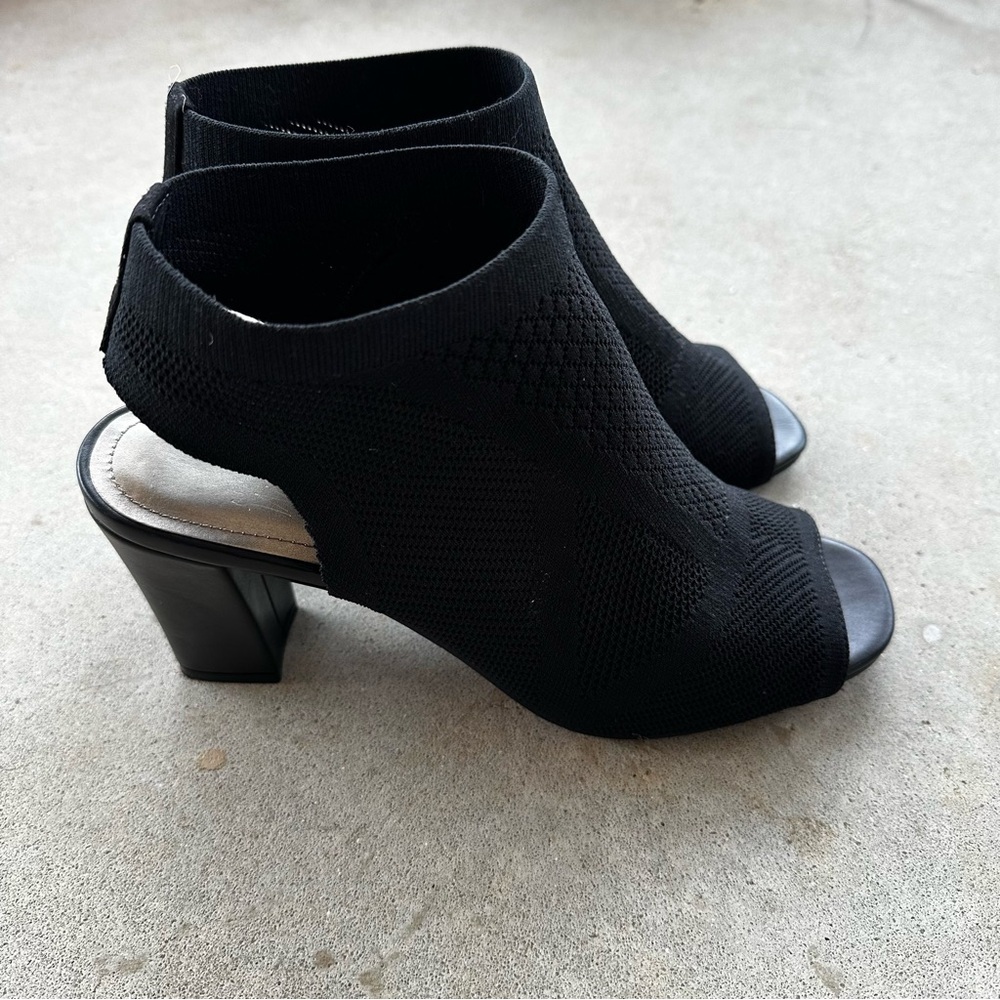 Impo Vonya Stretchy Knit Black Sandal Women’s Size 9 - Picture 4 of 10